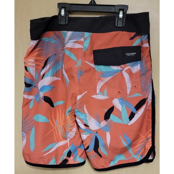 VOLCOM Mod-Tech Board Shorts Unlined Swimming Trunks Men's Size 28 Colorful - Picture 5 of 9